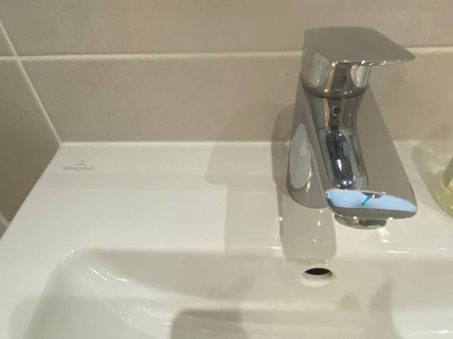 Unrivalled Location - Five Star - Worcester Apartment Eksteriør bilde