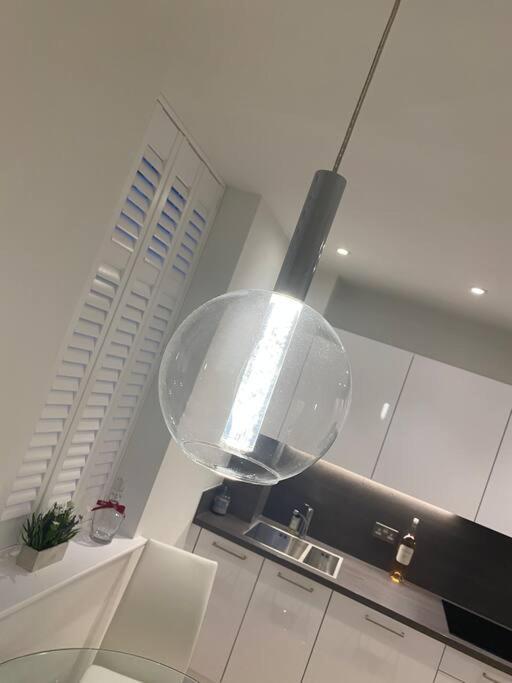 Unrivalled Location - Five Star - Worcester Apartment Eksteriør bilde
