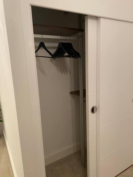 Unrivalled Location - Five Star - Worcester Apartment Eksteriør bilde