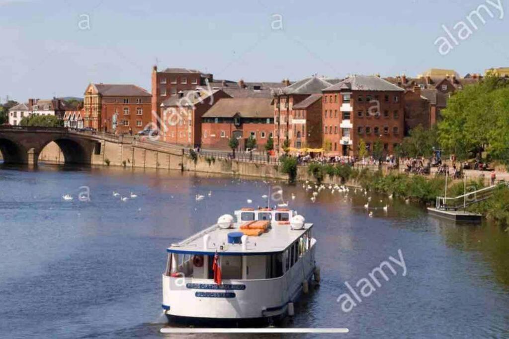 Unrivalled Location - Five Star - Worcester Apartment Eksteriør bilde