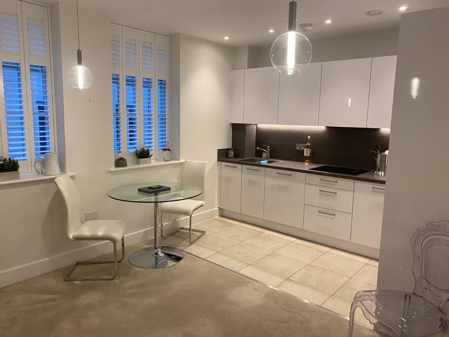 Unrivalled Location - Five Star - Worcester Apartment Eksteriør bilde