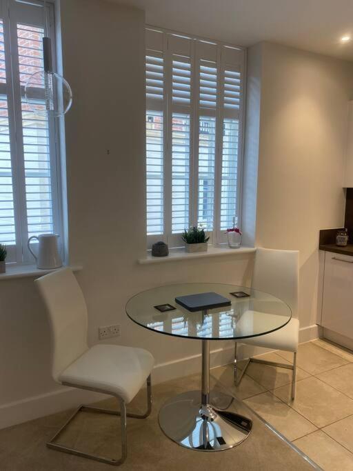 Unrivalled Location - Five Star - Worcester Apartment Eksteriør bilde