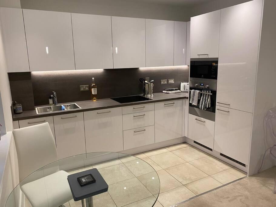 Unrivalled Location - Five Star - Worcester Apartment Eksteriør bilde
