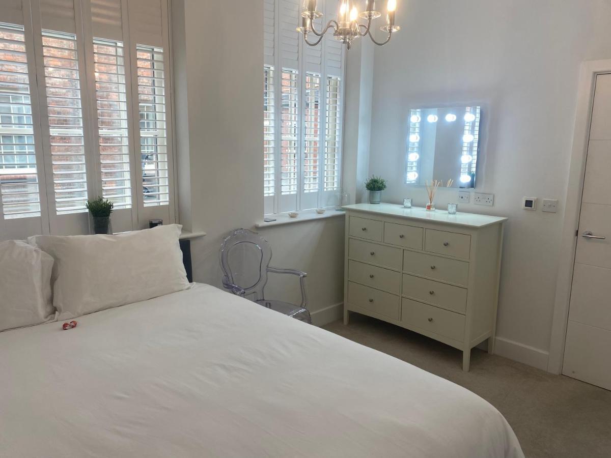 Unrivalled Location - Five Star - Worcester Apartment Eksteriør bilde