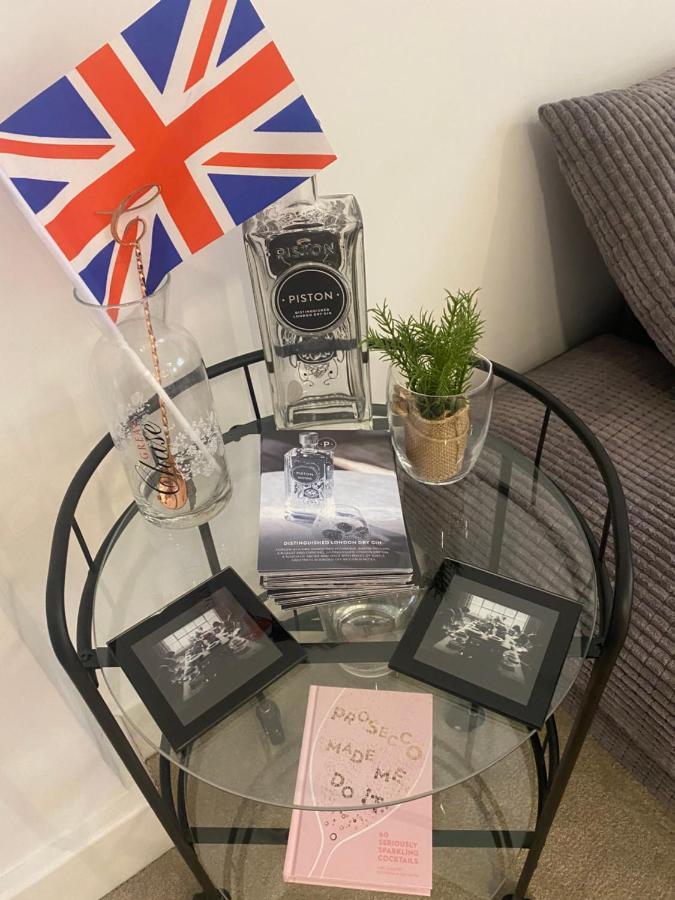 Unrivalled Location - Five Star - Worcester Apartment Eksteriør bilde