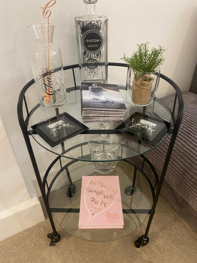 Unrivalled Location - Five Star - Worcester Apartment Eksteriør bilde